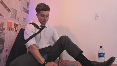 Paul online show from 02.11.25