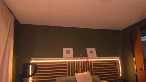 Paul online show from 03.03.25