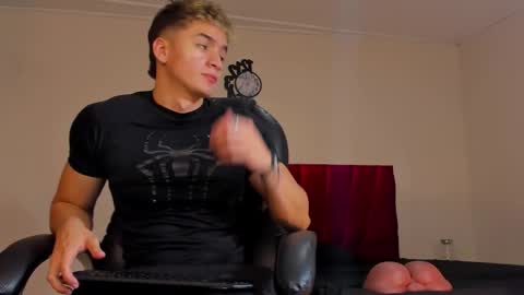 Snapshot of paul_george212 chatting on 09.26.25 Paull George online show from 09.26.25