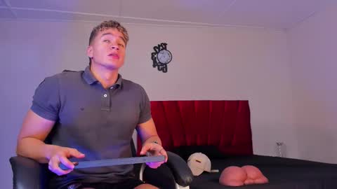 Snapshot of paul_george212 chatting on 10.07.25 Paull George online show from 10.07.25