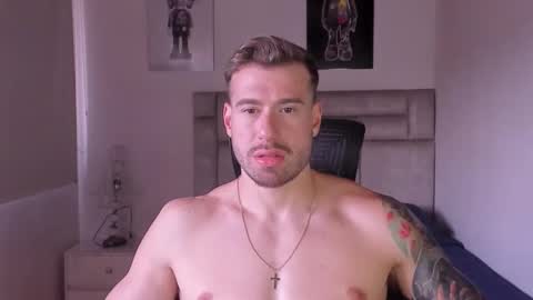 PAUL ROGER online show from 11.08.25