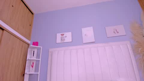 Pau online show from 10.06.25