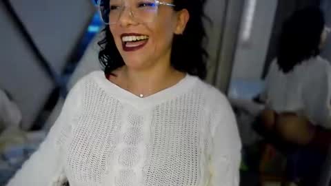 Snapshot of paula_daniela1 chatting on 02.03.25 Paula online show from 02.03.25