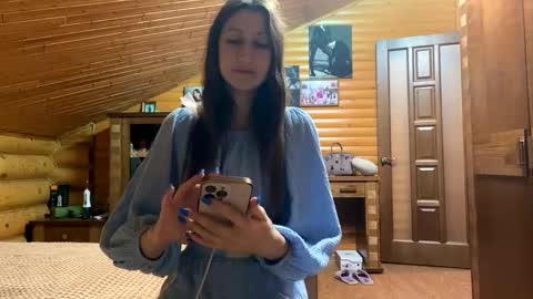 Ashley Cooper online show from 09.10.25