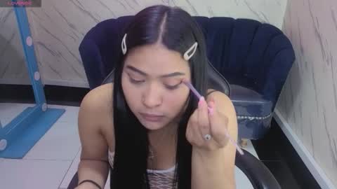 Live 800am 200pm COLOMBIAN HOUR online show from 11.04.25