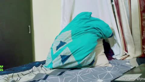 Snapshot of paulhot18 chatting on 09.20.25 Paul Mklain online show from 09.20.25