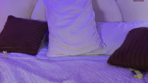 Snapshot of paulina_cano chatting on 11.06.25 Paulina online show from 11.06.25