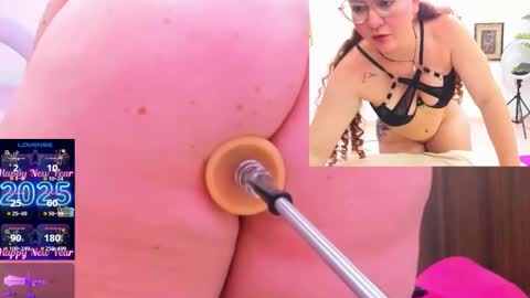 Paulina Davis  online show from 01.09.25