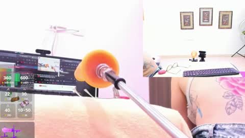 Paulina Davis  online show from 01.18.25