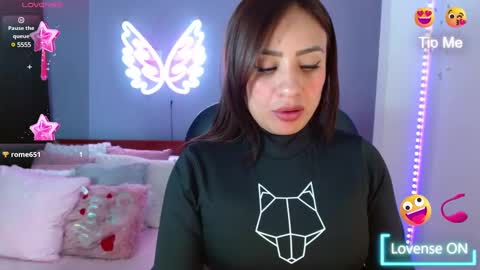 Snapshot of paulina_galvis2700 chatting on 12.01.24 paulina online show from 12.01.24
