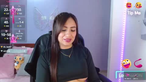 Snapshot of paulina_galvis2700 chatting on 12.23.24 paulina online show from 12.23.24