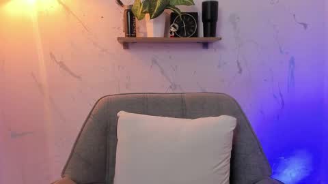 PAULINA  online show from 09.19.25