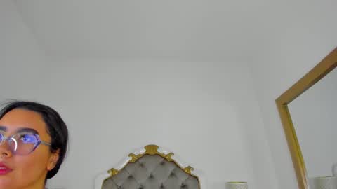 paulina lux online show from 02.15.26