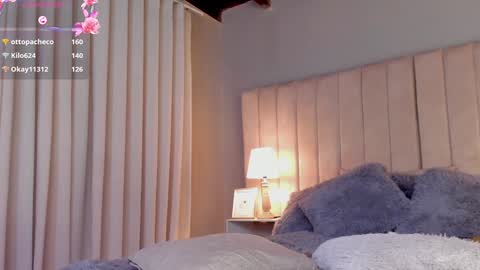 Snapshot of paulina_monrroy_ chatting on 02.04.25 paylina monroy online show from 02.04.25