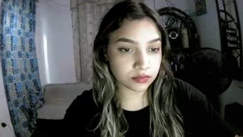 Snapshot of paulina_x_x chatting on 07.30.26 paulina_x_x online show from 07.30.26