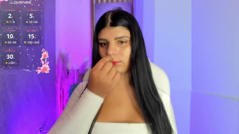 Snapshot of paulinabelle chatting on 05.17.26 Paulina Belle online show from 05.17.26