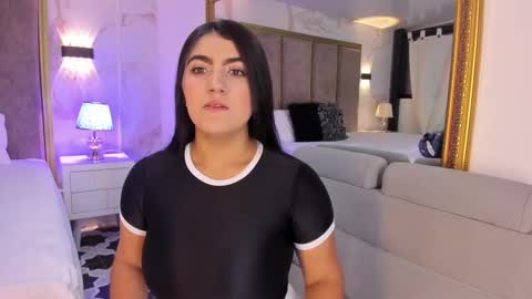 Paulina online show from 02.17.25