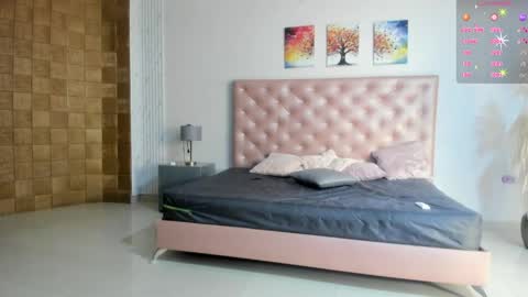 PaulinaSaennz online show from 04.25.26