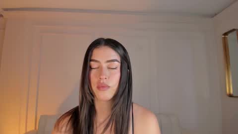 Paulina Santos  online show from 03.21.26