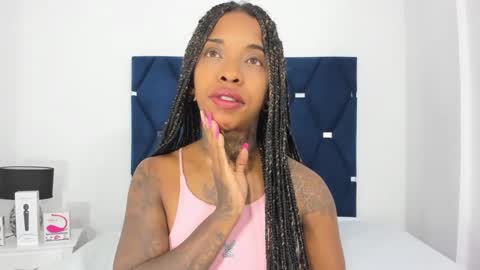 Pauline online show from 10.05.25