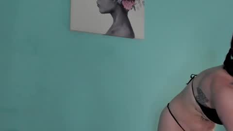 Paulina Blue online show from 10.03.25