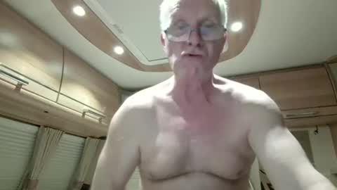 Hi Im Paul online show from 03.10.25
