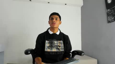 Snapshot of paull_cassidy chatting on 10.13.25 Paull Cassidy online show from 10.13.25