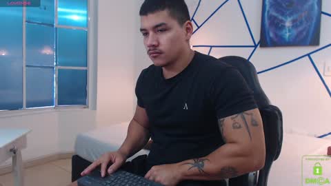 Snapshot of paulo_allen chatting on 12.18.24 Paulo online show from 12.18.24