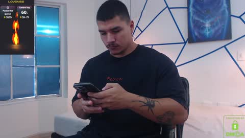 Snapshot of paulo_allen chatting on 12.26.24 Paulo online show from 12.26.24