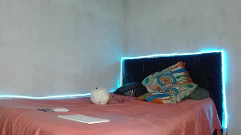 Snapshot of paulosex12 chatting on 10.21.25 paulosex12 online show from 10.21.25