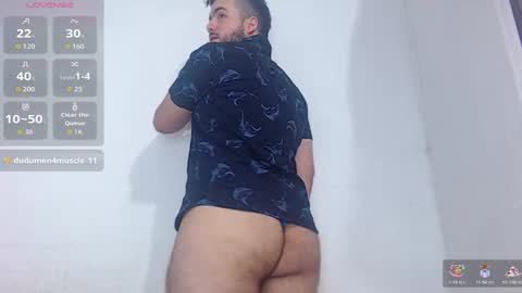 Snapshot of paulsprominence_25 chatting on 11.11.25 Paul Roman online show from 11.11.25