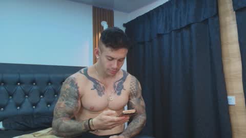 Snapshot of paulthompson_ chatting on 02.15.26 Paul online show from 02.15.26