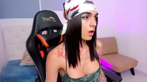 Snapshot of pauly_dolll chatting on 03.07.25 Pauly online show from 03.07.25