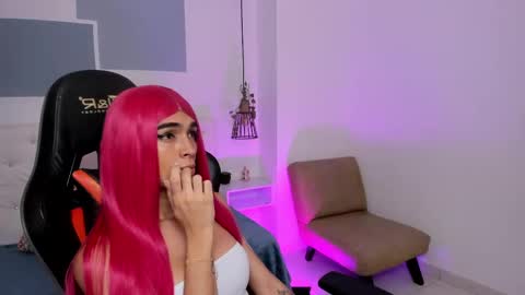 Snapshot of pauly_dolll chatting on 03.11.25 Pauly online show from 03.11.25