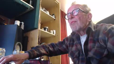 pc8474408 online show from 04.12.26