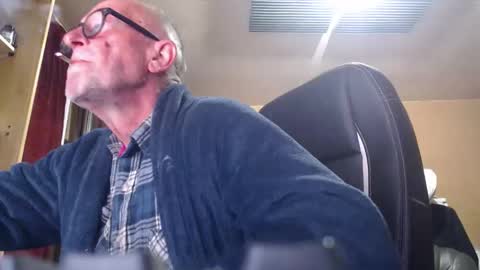 pc8474408 online show from 05.04.26