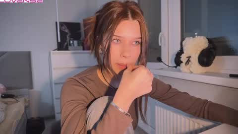 Sandra  Next Stream  pm MSK 5 pm UTC1pm EDT online show from 02.19.25