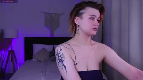 peach_avalanche online show from 09.16.25