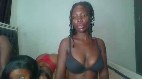 peach_ebonny online show from 04.16.26