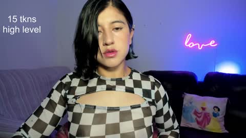 Snapshot of peach_paradisee chatting on 01.21.25 S online show from 01.21.25