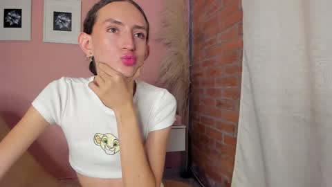 peach tyron online show from 01.15.25