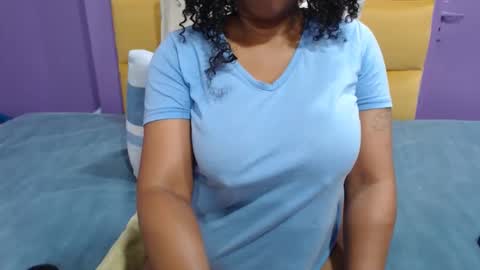 Snapshot of peachassxx chatting on 02.16.26 peachy online show from 02.16.26