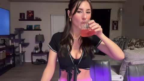 Olivia online show from 02.17.25