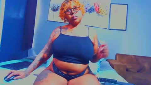 Pearl online show from 02.10.25