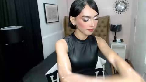 Pearl online show from 02.11.25