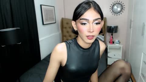 Pearl online show from 02.12.25