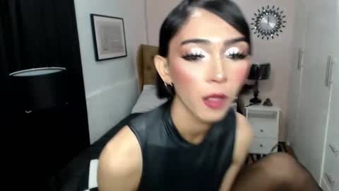 Pearl online show from 02.14.25