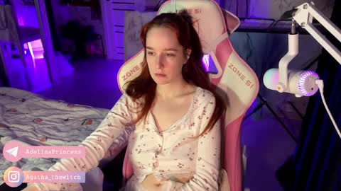 Snapshot of pearlprincess_ chatting on 02.13.25 Adelina online show from 02.13.25