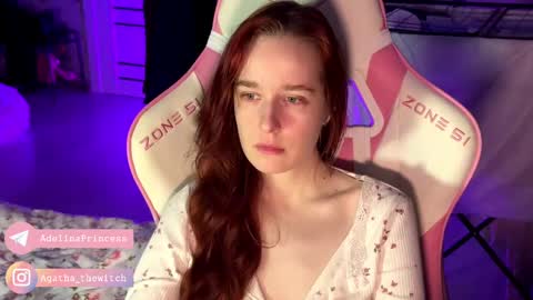 Snapshot of pearlprincess_ chatting on 03.08.25 Adelina online show from 03.08.25