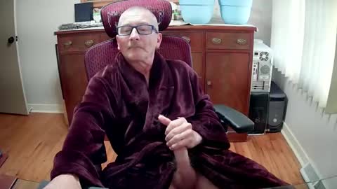 Snapshot of peepingmale chatting on 12.23.24 peepingmale online show from 12.23.24